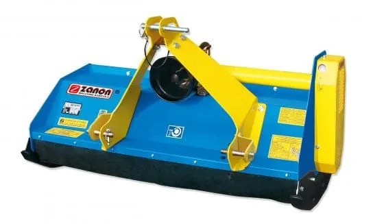 Trinciaerba per trattore con attacco cardano Zanon TFL 100 da 100cm con peso di 190Kg.