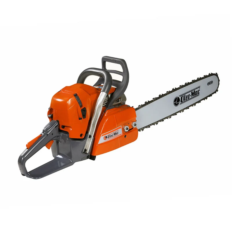 Motosega a scoppio OleoMac GS 651 per uso professionale con motore da 4,7HP e barra da 51cm.