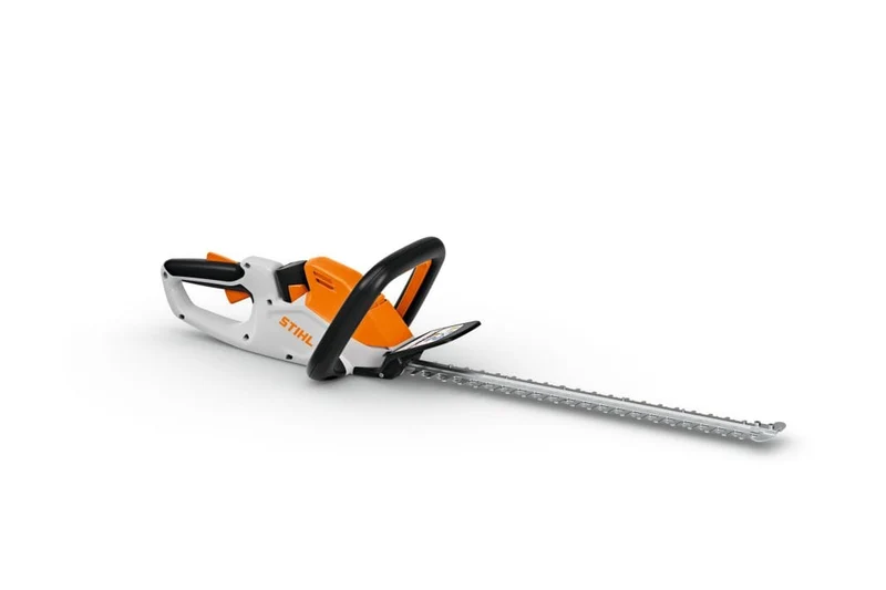 Tagliasiepi a batteria HSA 40 con peso di 2,1kg e lama da 50cm