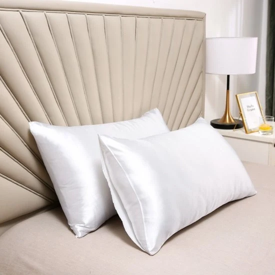 Cuscino a doppio strato in seta - cuscino morbido e soffice - chiusura a sacco - antimacchia e ipoallergenico - protegge capelli e pelle dai rughe - 51x66cm - Bianco
