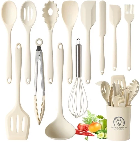 Set di accessori da cucina in silicone - accessori da cucina multifunzionali - diverse colori