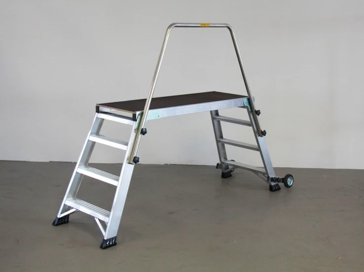 Scaletta doppia 2 salite piattaforma allungata Svelt SALISCENDI + Parapetto