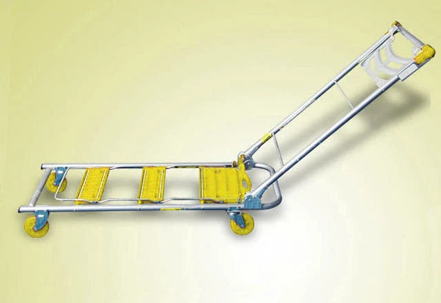 Sgabello trasformabile Svelt Magiko 4