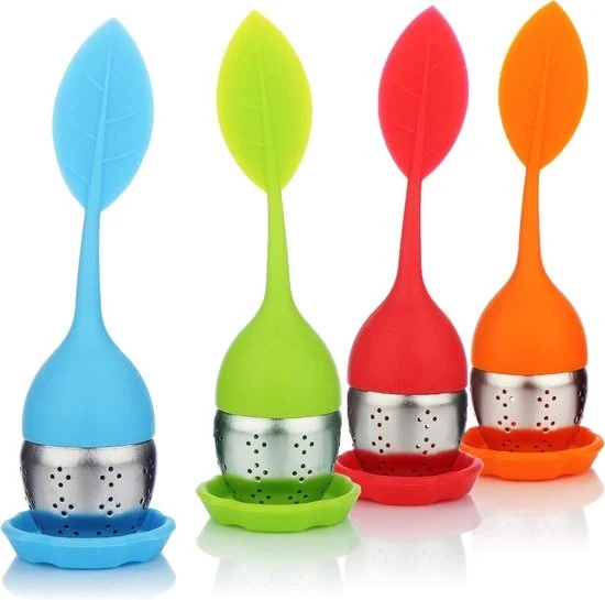 Set di tazze per tè in acciaio inossidabile e silicone - set di tazze con coperchio e piatto - filtro per tè per appassionati del tè - resistente alla lavastoviglie - set da 4 pezzi in verde, arancione, blu e rosso