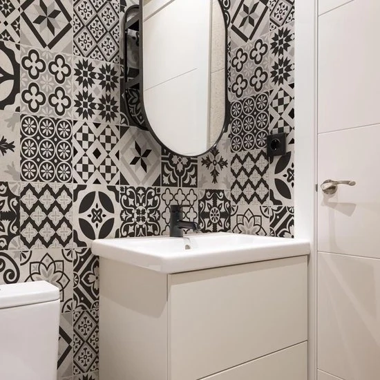 Sticker per Pavimento Bagno Cucina 24 pz 10x10cm - Pavimento Cementizio Resistente all'Acqua a Stile Azulejos Tegole Adesive