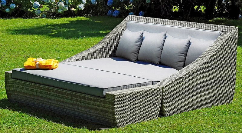 Divano Letto da Esterno in Wicker 3 Posti Vorghini Toledo Tortora